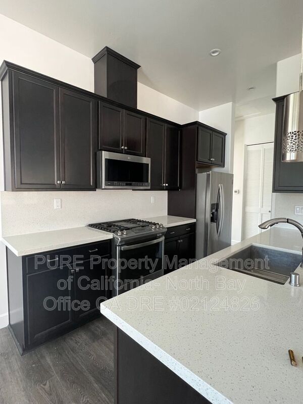 Building Photo - 1167 Mark West Springs Rd