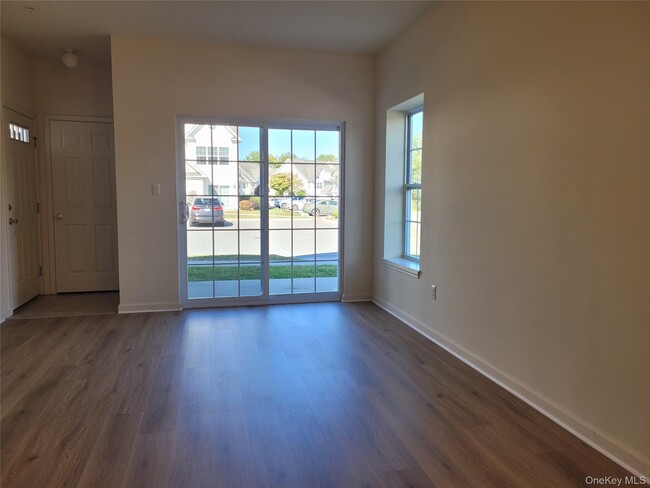 Building Photo - 266 Ruth Ct