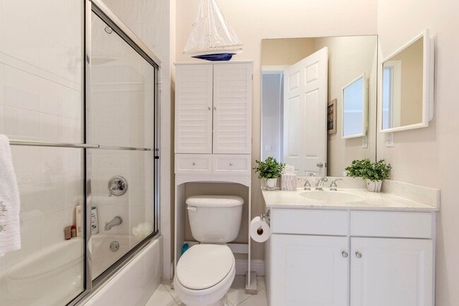 Building Photo - 106 Renaissance Dr