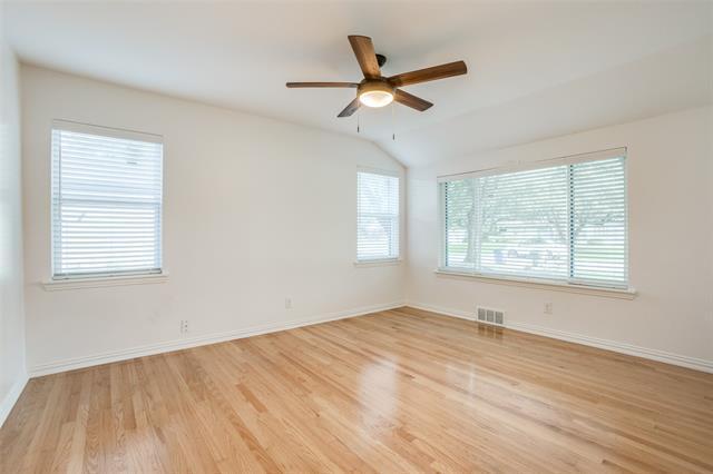Building Photo - 5831 Elderwood Dr