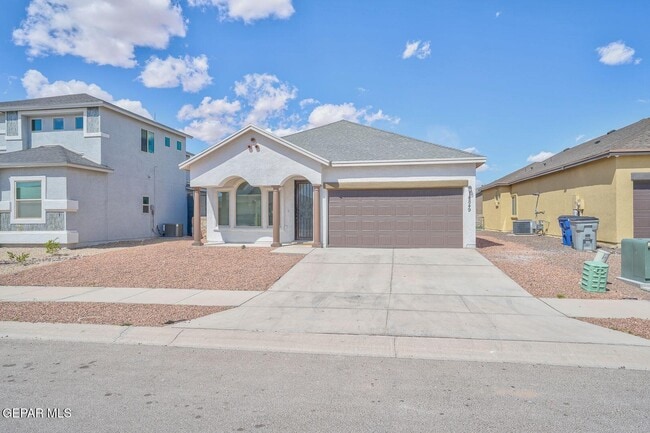 Primary Photo - 14849 Tierra Escape Ave