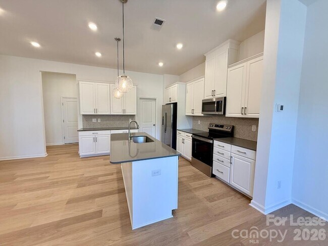 Building Photo - 5555 Wolfpack Aly