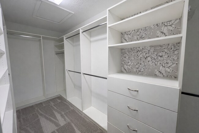 Building Photo - 3749 Brighton Park Cir