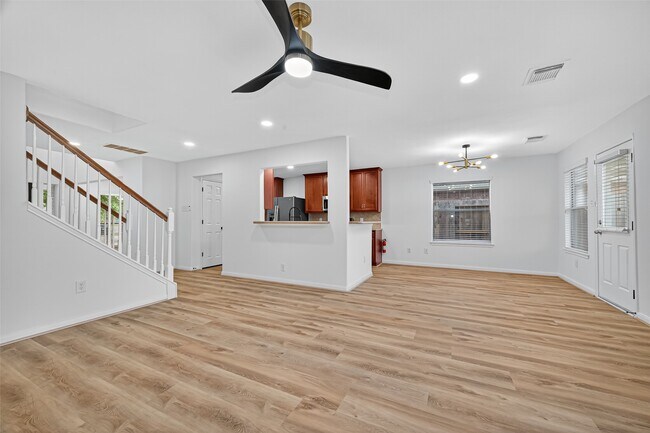 Building Photo - 17422 Bending Post Dr