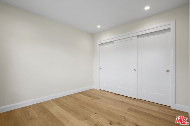 Building Photo - 4762 Charters Ave