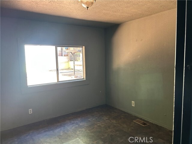 Building Photo - 14435 Skyway