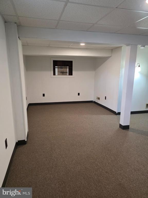 Building Photo - 1008 Fairview Ave