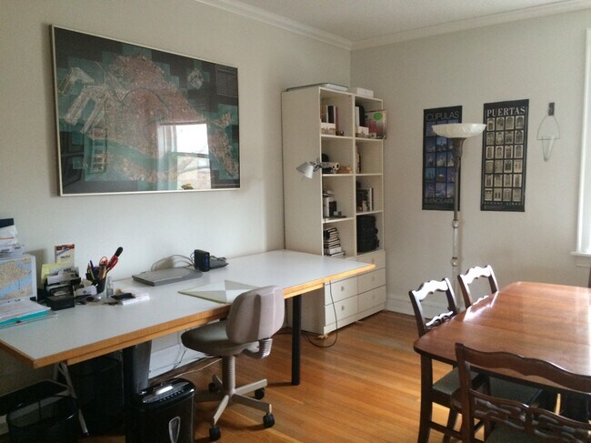 Dinning Room - 1218 Central St