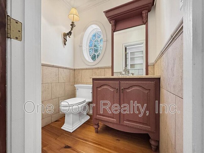 Building Photo - 109 Elizabeth Meriwether