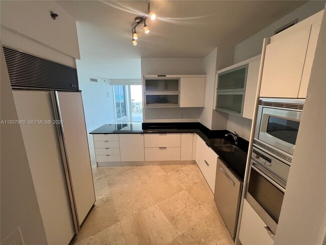 Building Photo - 400 Alton Rd