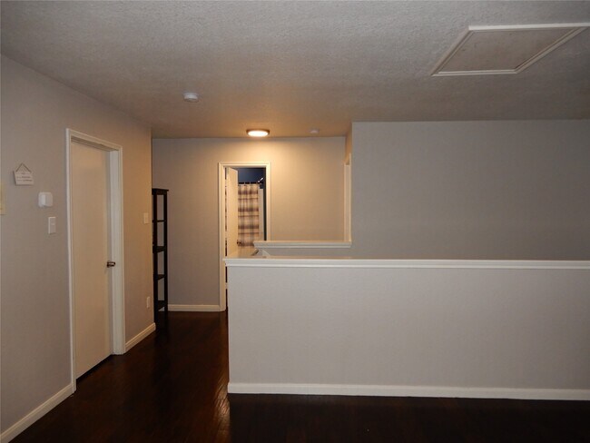 Building Photo - 10030 Victoria Falls Ln