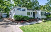 Building Photo - Beautiful three Bedroom One Bathroom For Rent