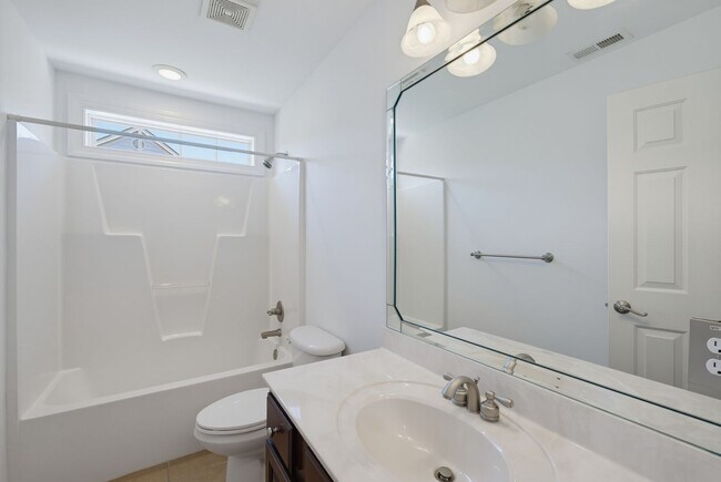 Building Photo - 2912 Oak Bridge Dr