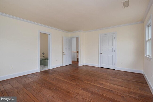 Building Photo - 15321 FALLS