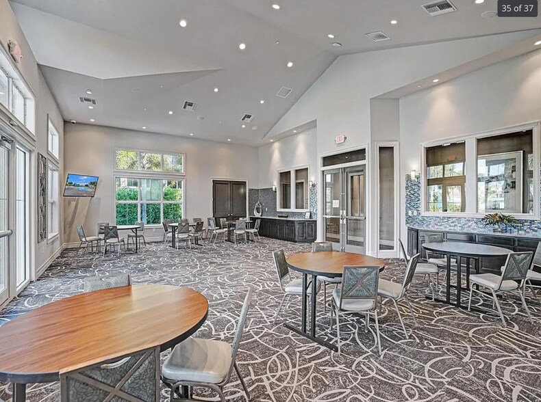Building Photo - 4810 Eucalyptus Dr