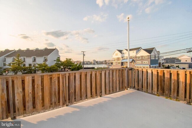 Building Photo - 100 Sheridan Square