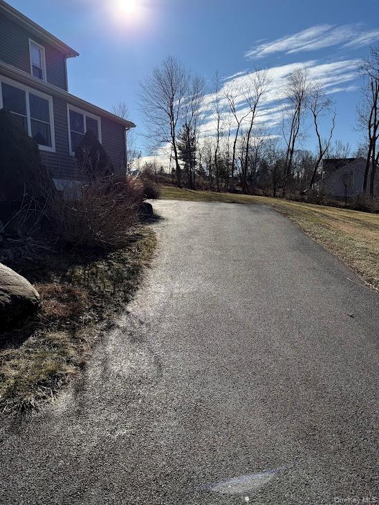 Building Photo - 347 Bellvale Rd