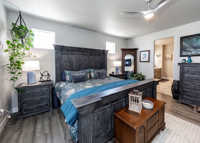 Building Photo - Luxury Ranch-Style Home for Rent | Wolf Ranch | D20 Schools | Pikes Peak Views