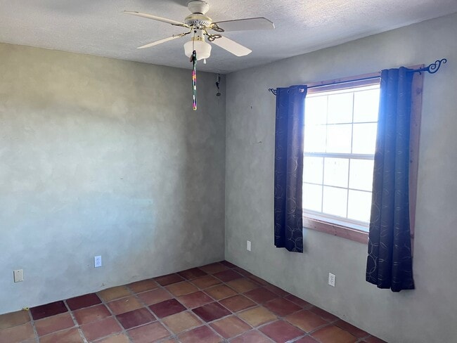 Building Photo - 26 Balsamo Ln