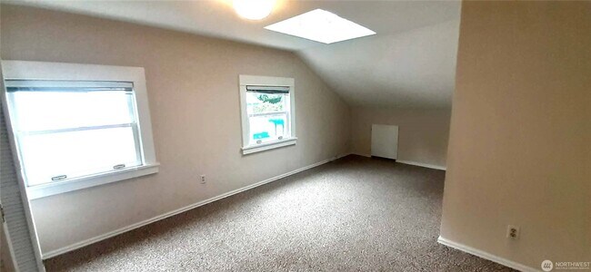 Building Photo - 4Bd/1.5Ba Seattle House