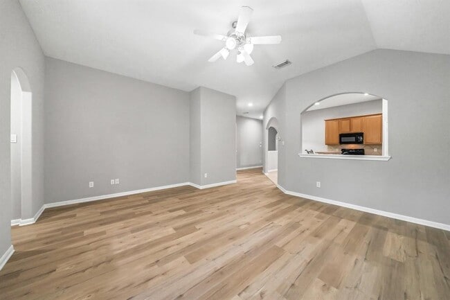 Building Photo - 17827 S White Tail Ct