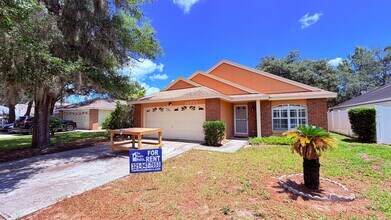 Building Photo - Bright 3/2 Home Near UCF with Vaulted Ceilings & Spacious Backyard!
