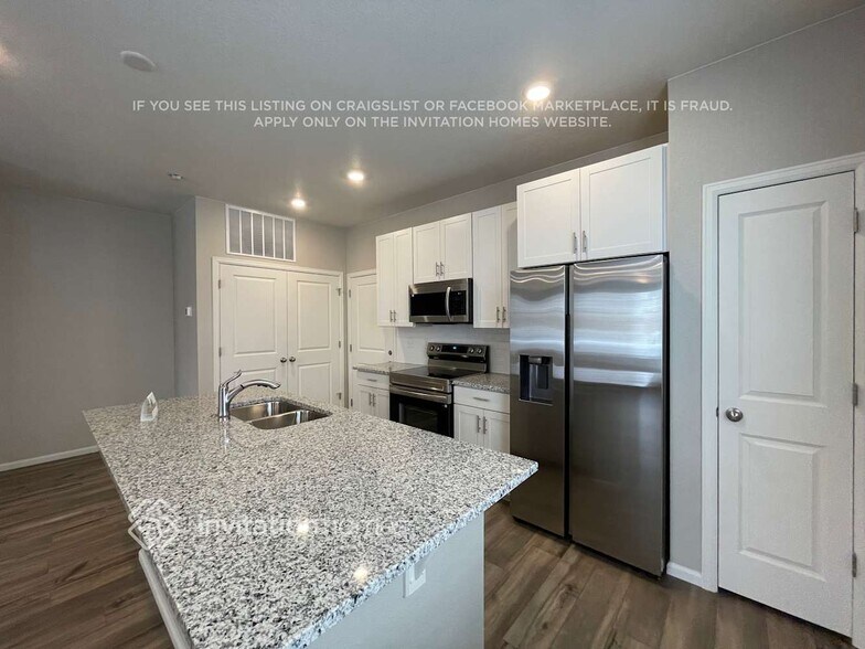 Building Photo - 9271 Oro City Loop