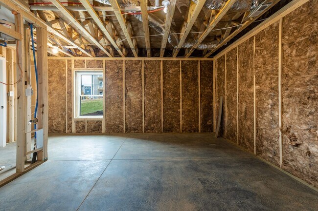 Building Photo - Upscale Luxury Townhouse