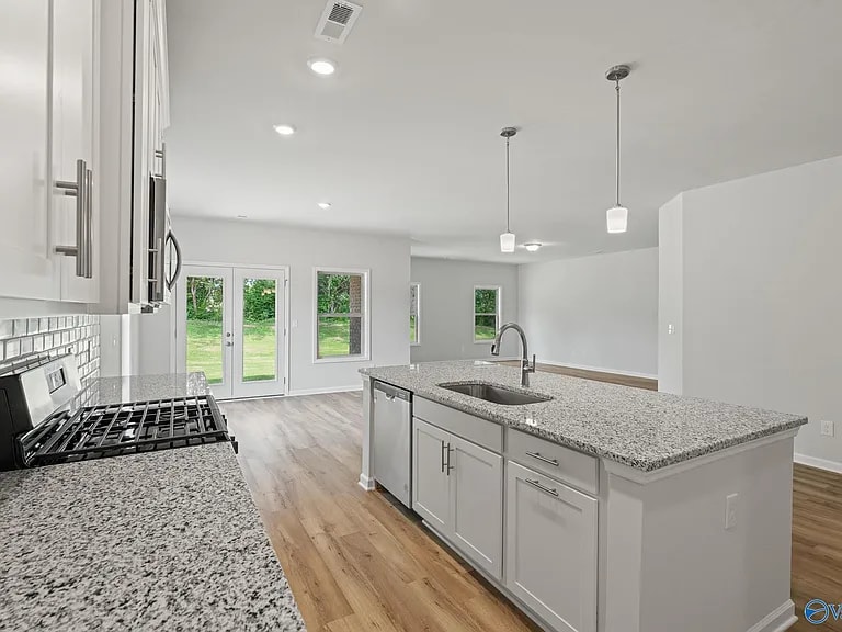 Kitchen - 104 Striker Ln