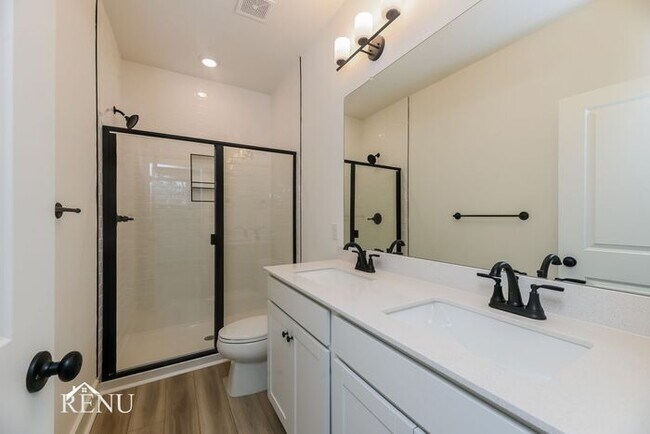 Building Photo - 4275 O'Hear Ave