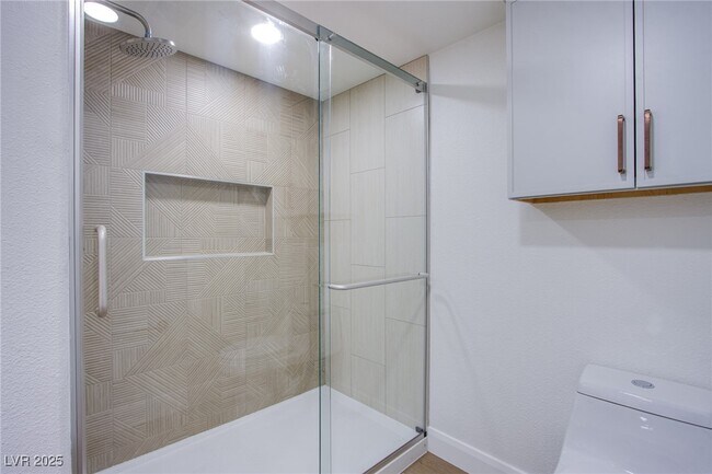 Building Photo - 7255 W Sunset Rd