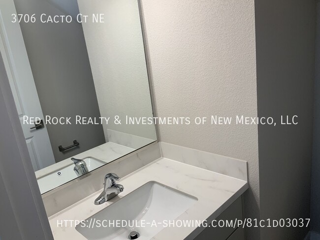 Building Photo - 3706 Cacto Ct