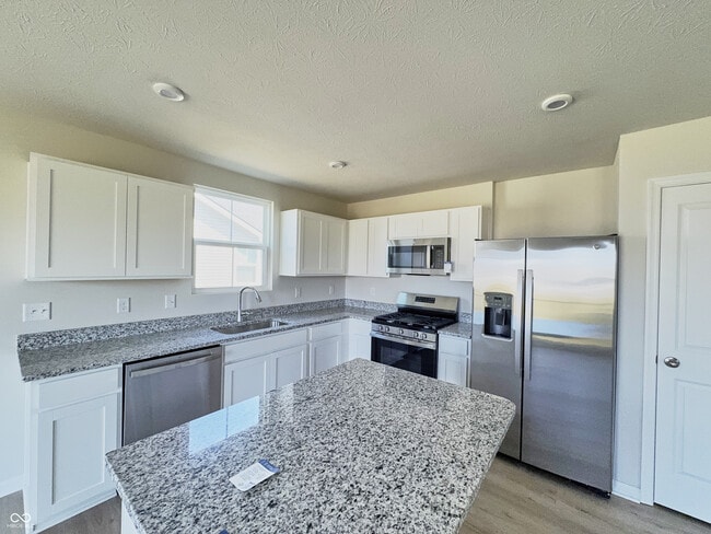 Building Photo - 1724 Plum Brook Dr
