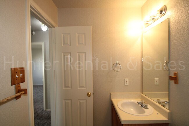 Building Photo - 3-Bedroom Home in North Killeen