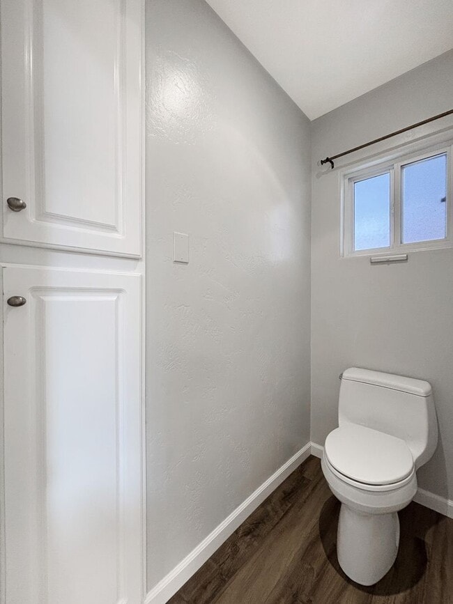 Building Photo - Beautiful 3BD/2BA House in Clairemont W/ W...