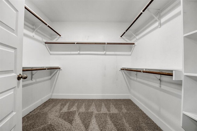 Building Photo - 7509 Grand Linden Wy