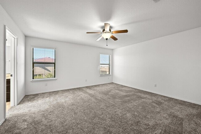 Building Photo - 9016 Stambourne St