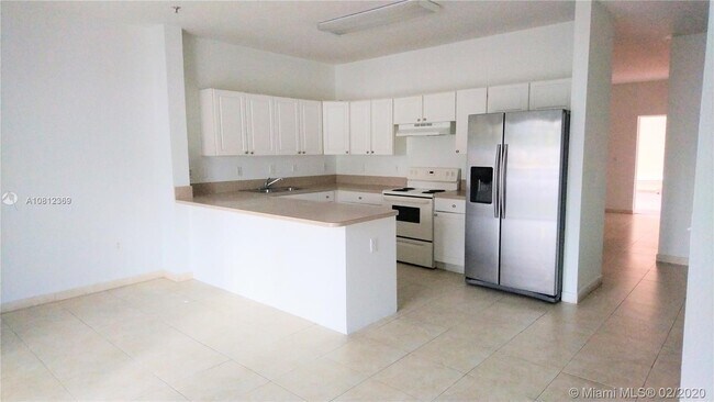 Building Photo - 17350 NW 67th Ave