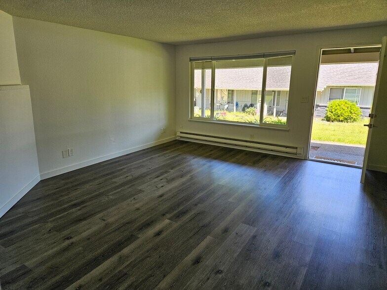 Open Living Room - 30831 19th Pl S