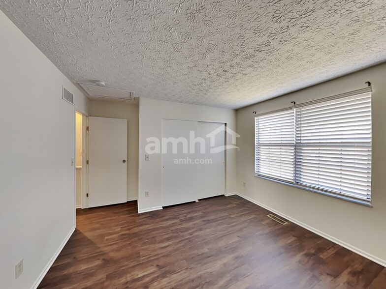 Building Photo - 12187 Derby Ct