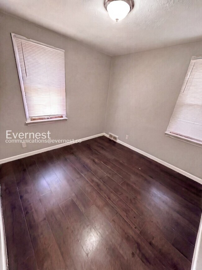 Building Photo - 9224 Kathlyn Dr