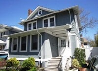Building Photo - 705 7th Ave