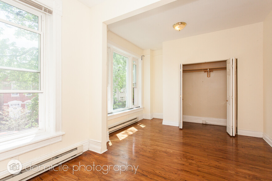Building Photo - 1310 N Artesian Ave