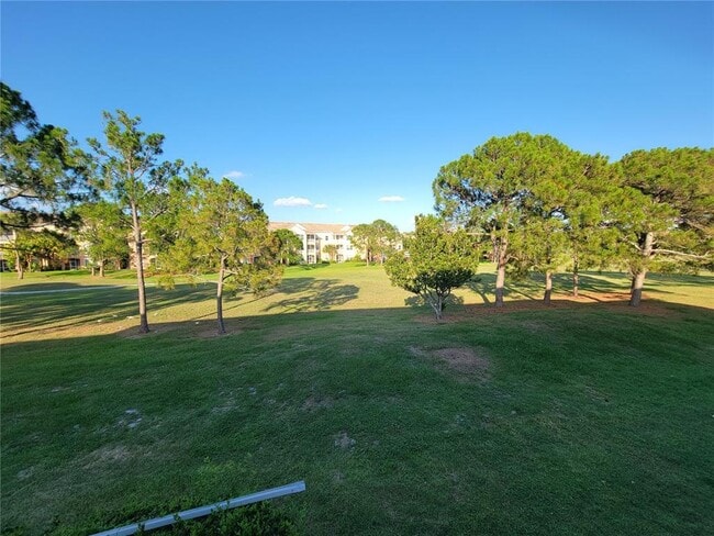Building Photo - 14013 Fairway Island Dr