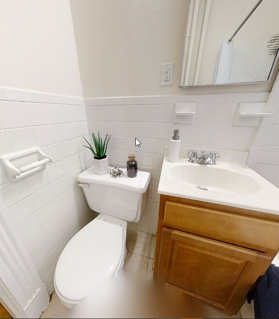 Building Photo - 1147 Commonwealth Ave