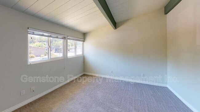 Building Photo - 4918 Chaparral Way