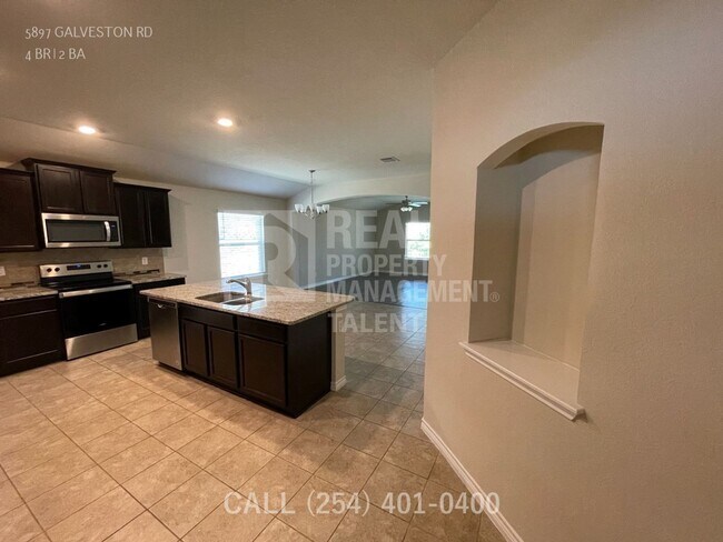 Building Photo - 5897 Galveston Rd
