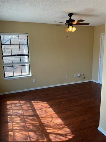 Building Photo - 6027 Homestead Ct