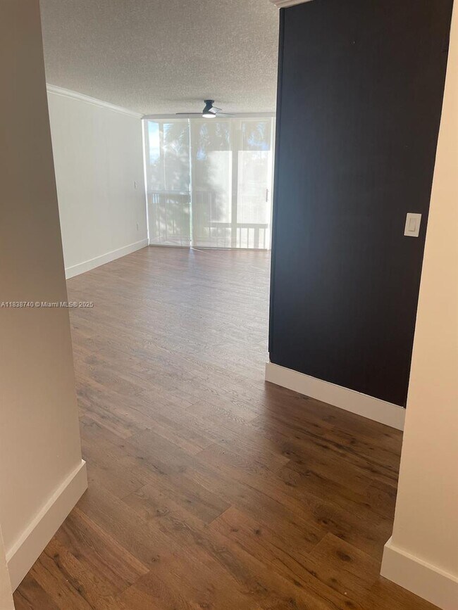Building Photo - 6995 NW 186th St