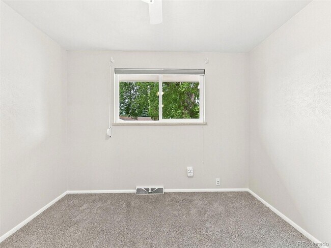 Building Photo - 769 Alkire St